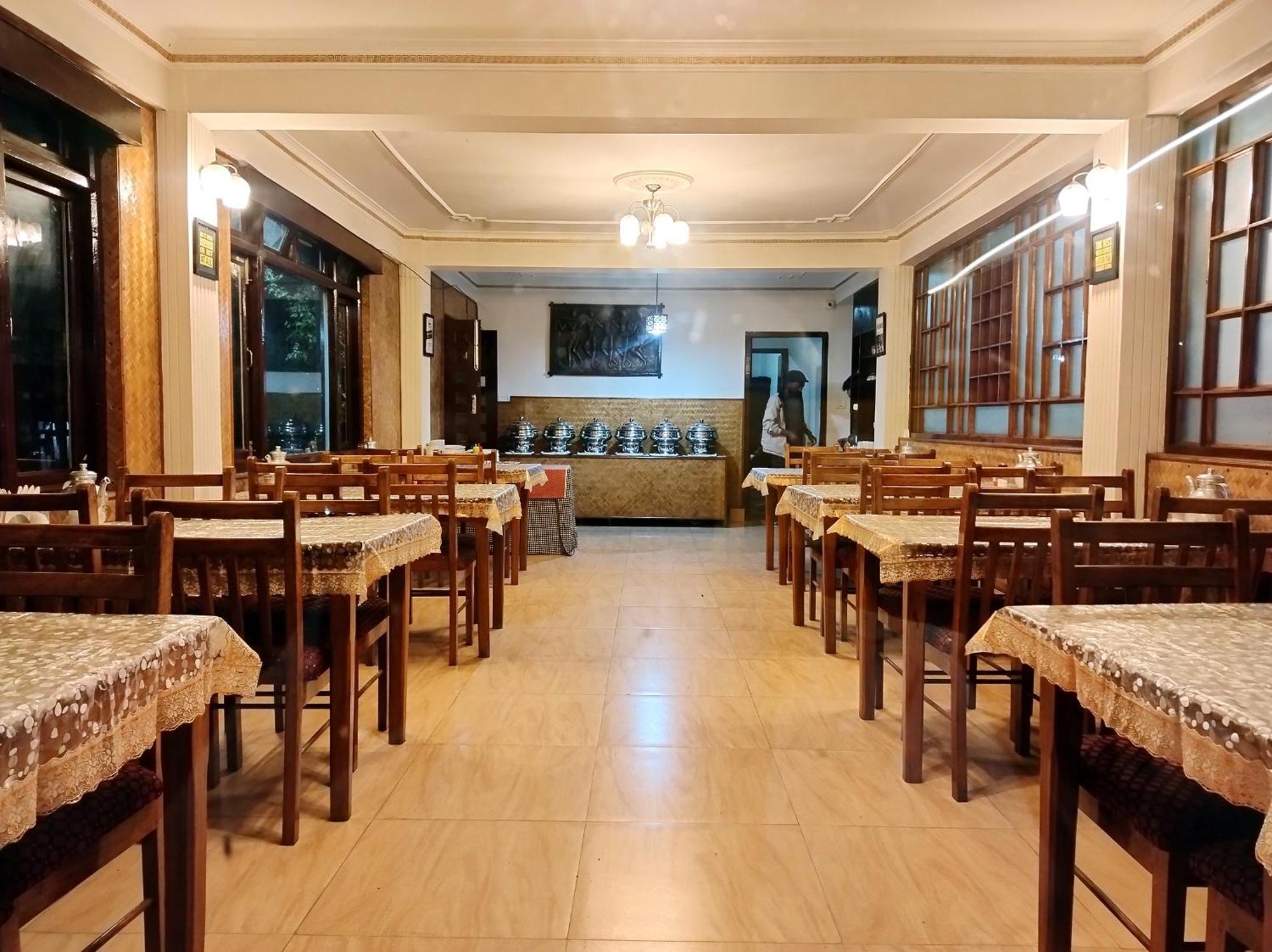 Bamboo Grove Hotel Gangtok Exterior photo